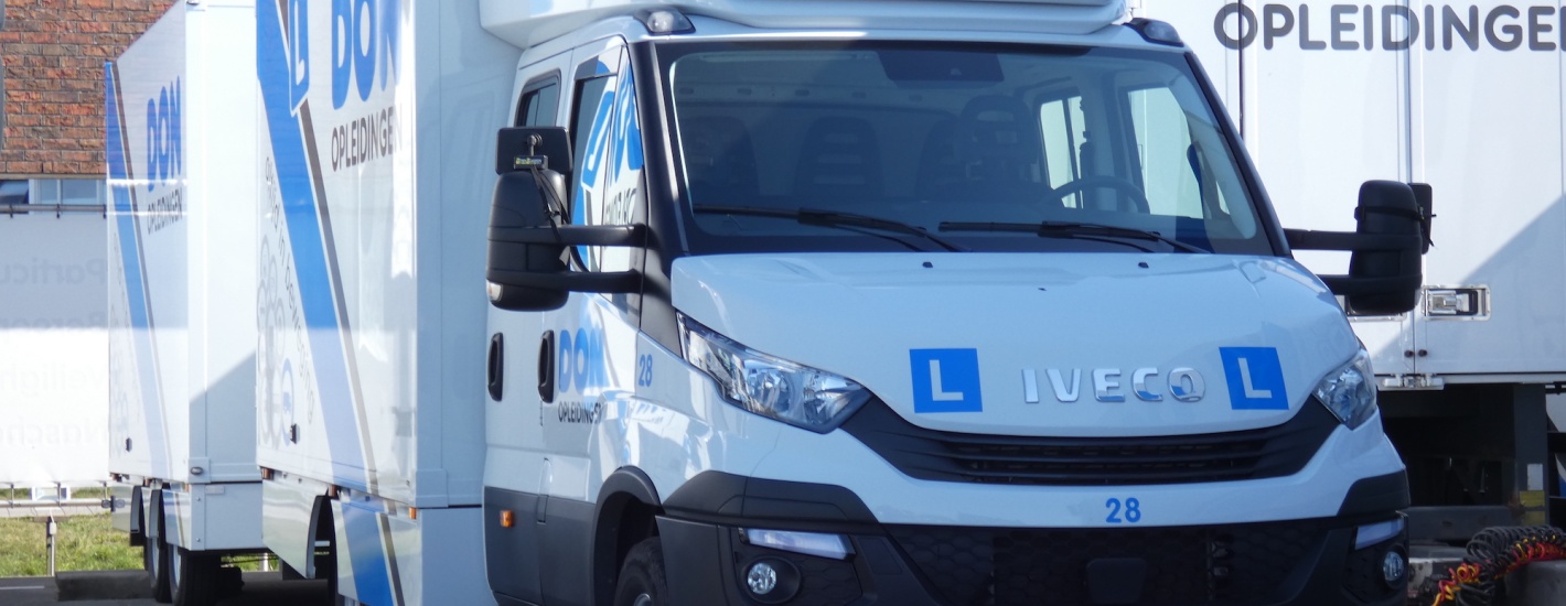 Veelgestelde vragen Lichte vrachtwagen met aanhangwagen (C1E)