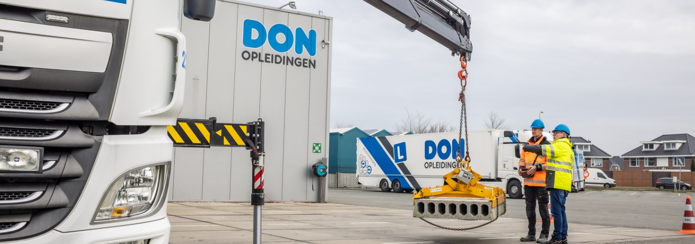 Machinist autolaadkraan met hijsfunctie